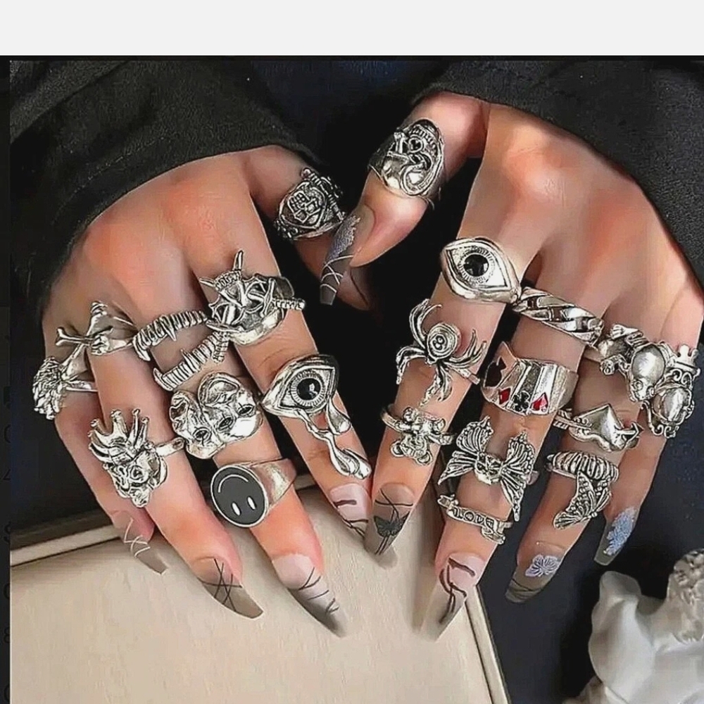 Gothic Statement Ring Set - image 1